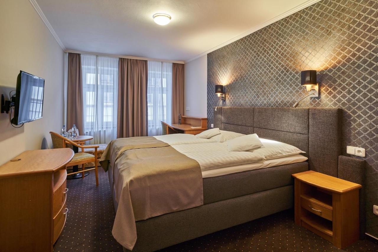 Hotel Adam Trutnov Luaran gambar