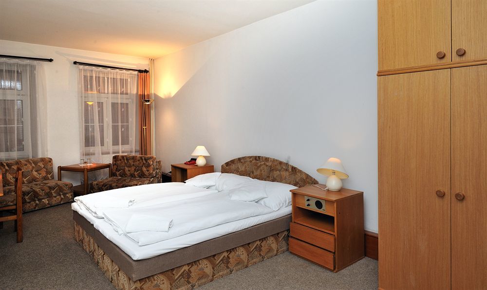 Hotel Adam Trutnov Luaran gambar